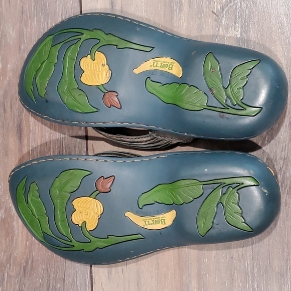 Born Women Comfort Leather Flip Flop Thong Sandals shoes sz 7 - Picture 8 of 10